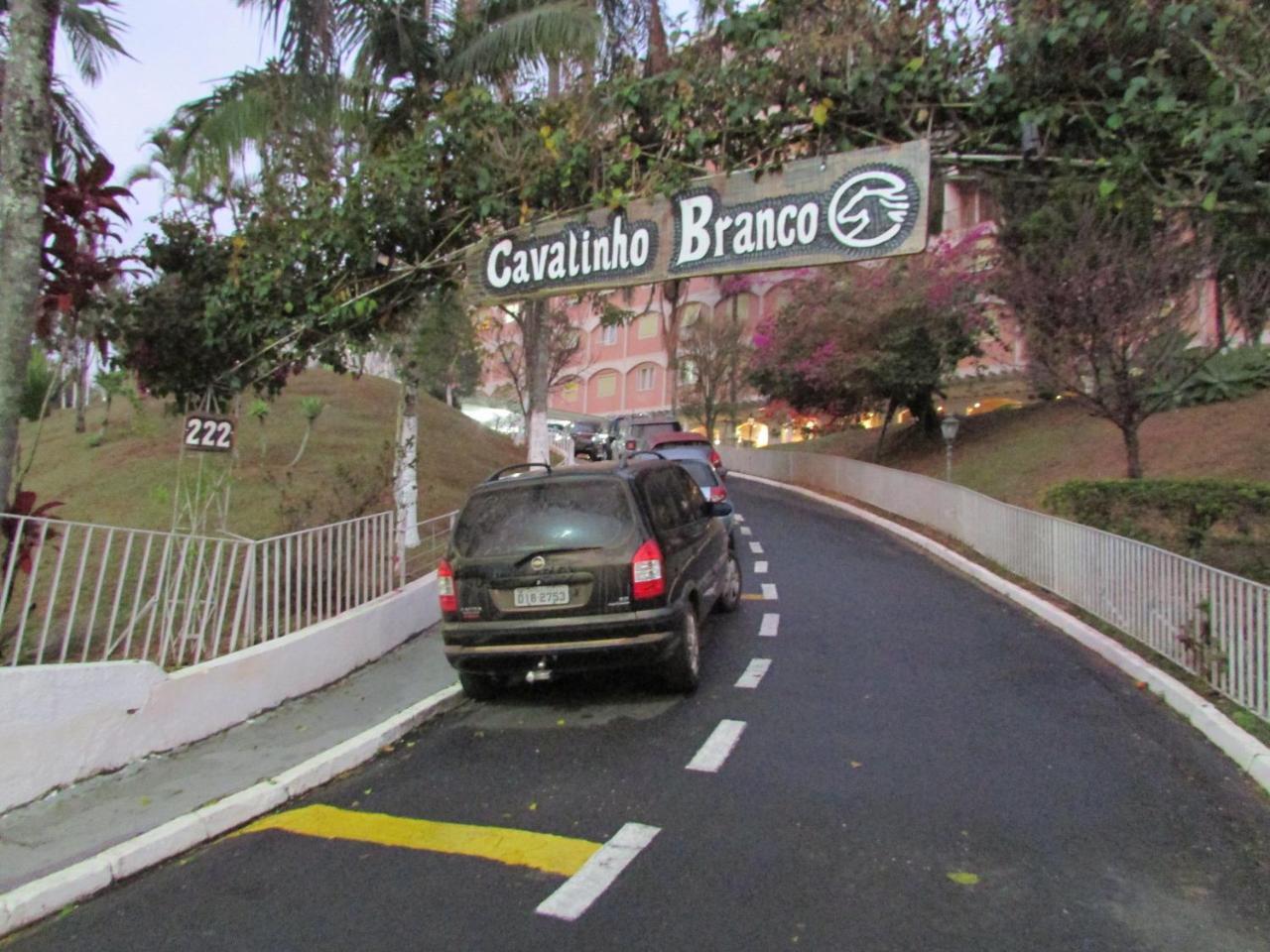 Flat No Cavalinho Branco Aparthotel Aguas de Lindoia Ngoại thất bức ảnh